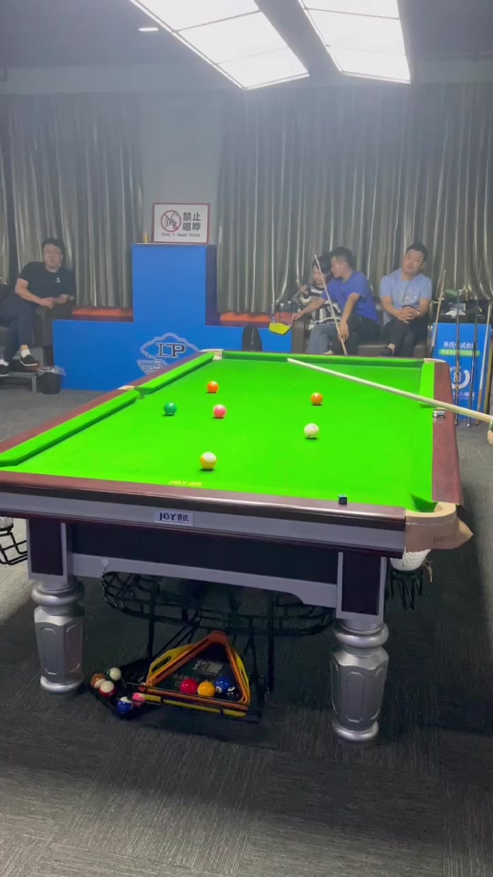 逐渐缩小分 逐渐缩小分