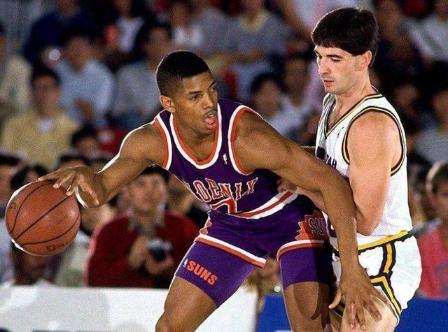 对场上局势 对场上局势