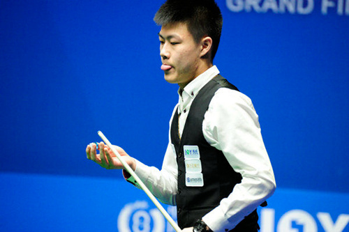 度并重的女 度并重的女